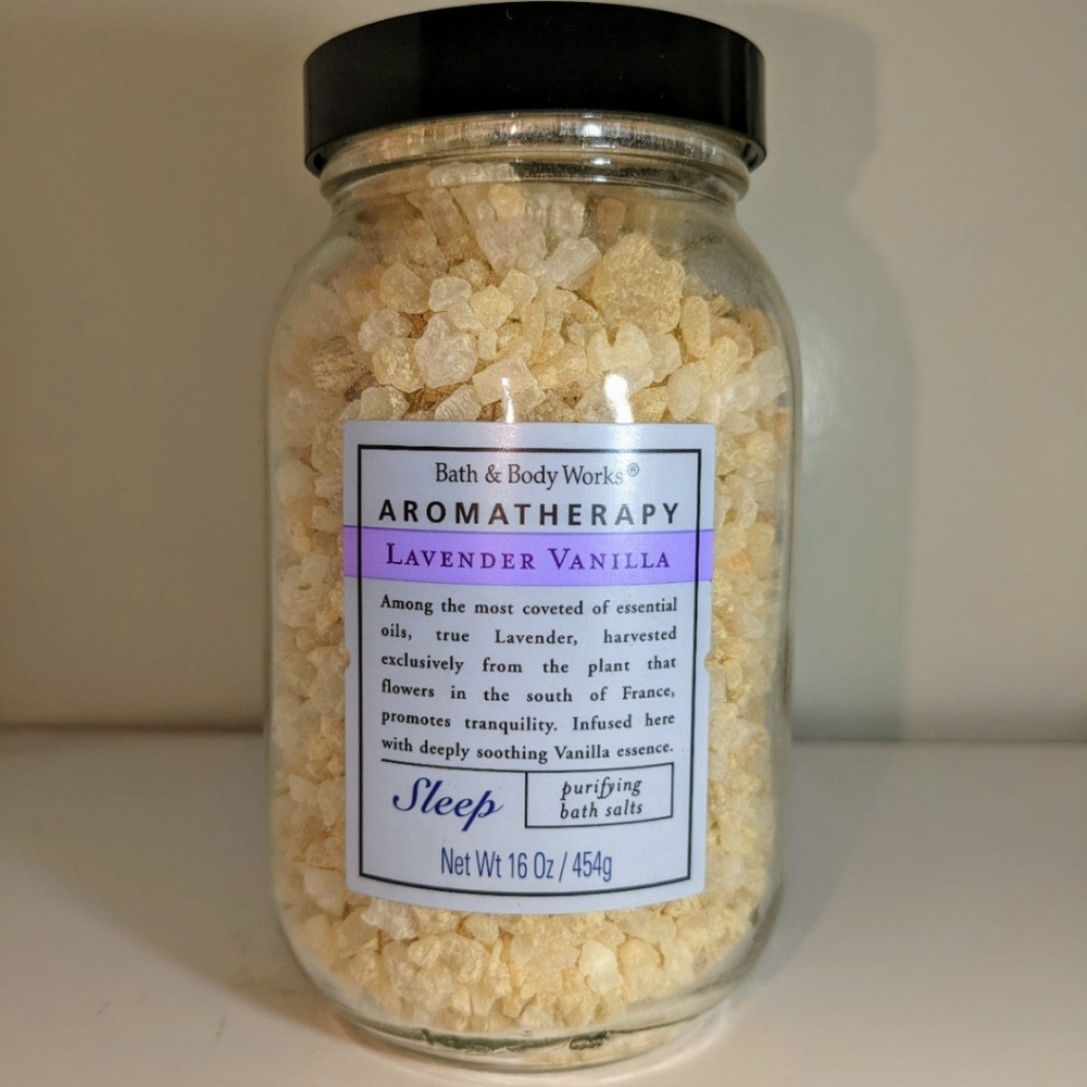 Lavender Vanilla Bath Salts Aromatherapy Bath Body Works NEW
